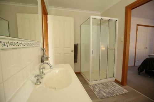 Villa Bridgecroft Beach Shack Blissful Spa Retreat For 6