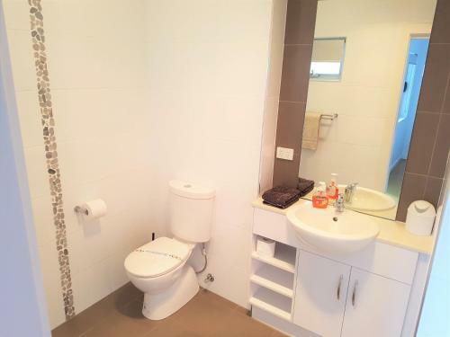 Port Vincent Seaside Apartments - Apartment 2