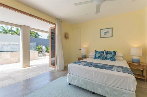 Beachside Villa With Private Lap Pool