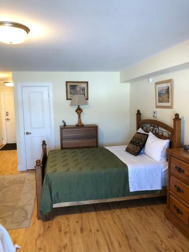 Muskoka Lakes Hotel And Resorts