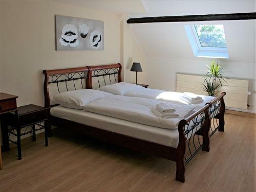 Hostal Penzion Kr�lovsk� L�zn?