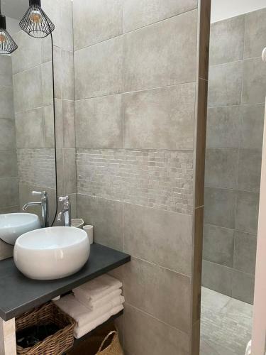 Apartamento Superbe T3 Beaurivage C�te Des Basques 2 Chambres- 2 Sdb- Balcon