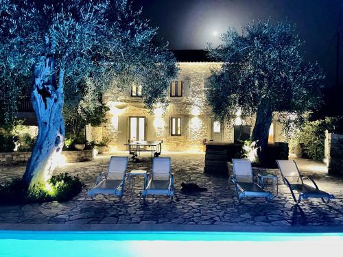 Villa White Orchard