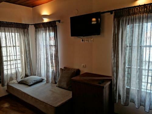 Hostal Riverbed Traditional Guest House