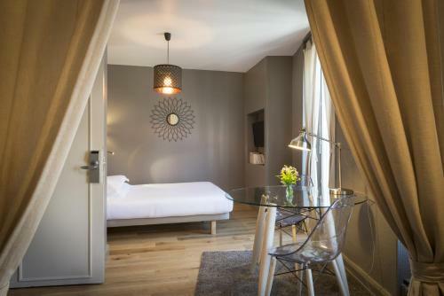 Hotel Le Russie