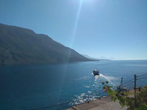 Hostal Maistrali Guest House
