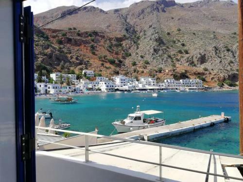 Hostal Maistrali Guest House