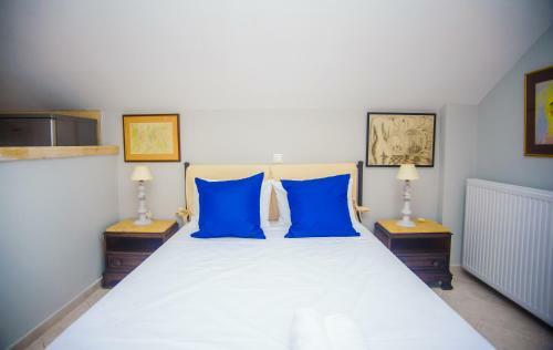 Xenia Ionis Luxury Apartments