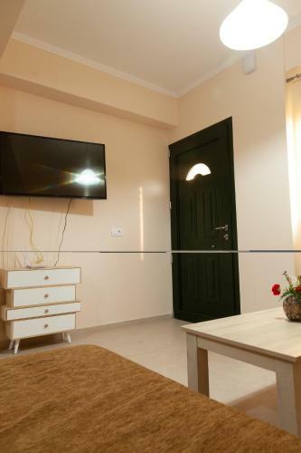 Tsoutsis Apartments