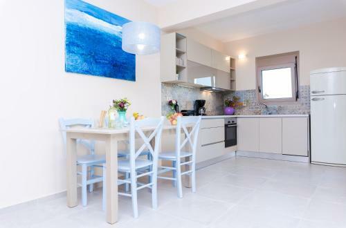 Mon Emvasia Margarites Villas