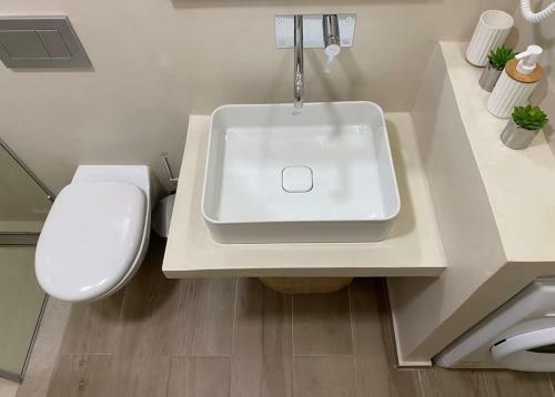 Makry-gialos Luxury Seaview Apartment