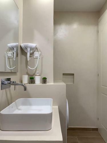 Makry-gialos Luxury Seaview Apartment