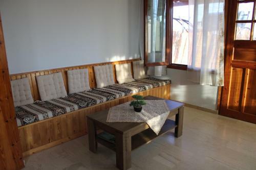 Komninos' Traditional House