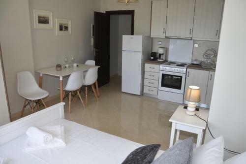 Megali Ammos Maisonette & Studio