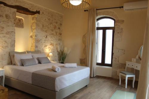 Chara Villas With 20m2 Swimming Pool-bbq!