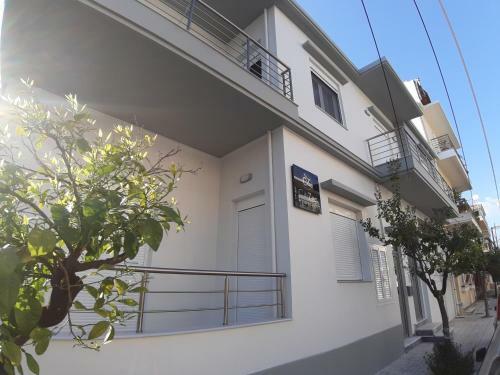 Citizen Apartments