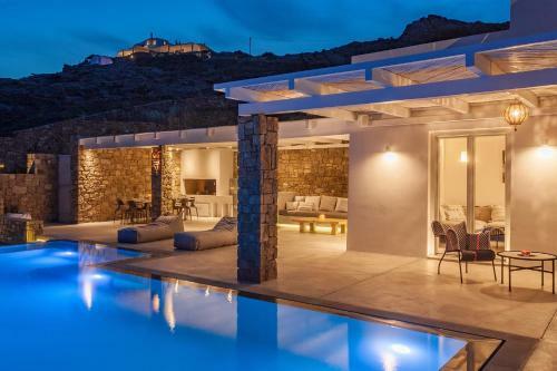 The Mykonist Executive Villa Elia Beach