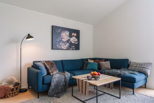 Modern Villas In Plush Town