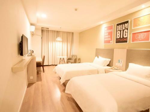 Orange Hotel Select (Qingdao Hai'er Road)