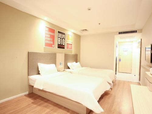 Orange Hotel Select (Qingdao Hai'er Road)