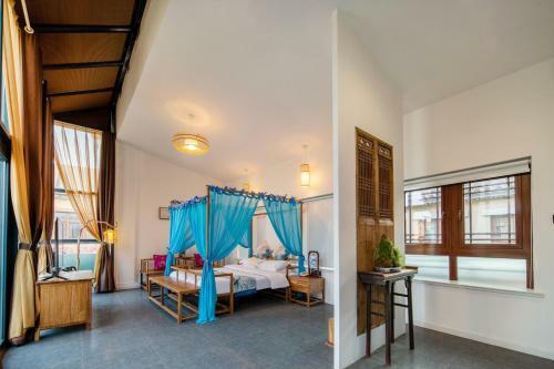 Floral Hotel Rizhao Xiuwenzhai Inn