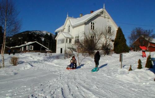 Lodge Nedre Strand Hytteutleie