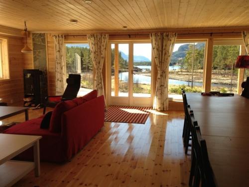 Villa Lakehouse In Norway