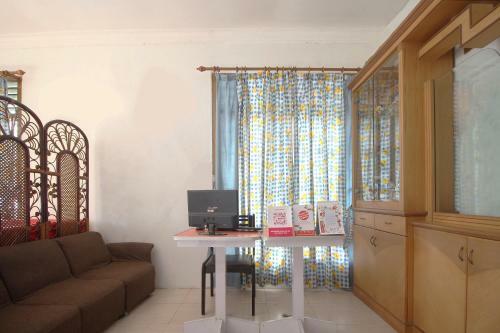 Hotel Oyo 2593 Mawar Homestay