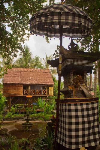 Lodge Jasri Dalem Surf Retreat
