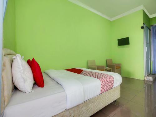 Hotel Oyo 91005 Cottage Putra Mutun Beach