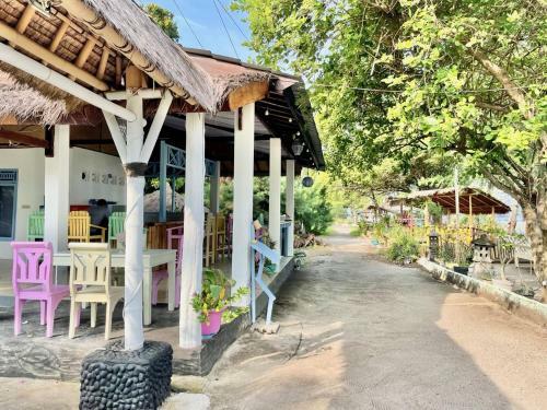 Usha Hotel & Beach Club Gili Air