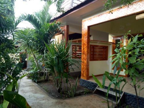 Bed & Breakfast Duamusim Inn Gili Air