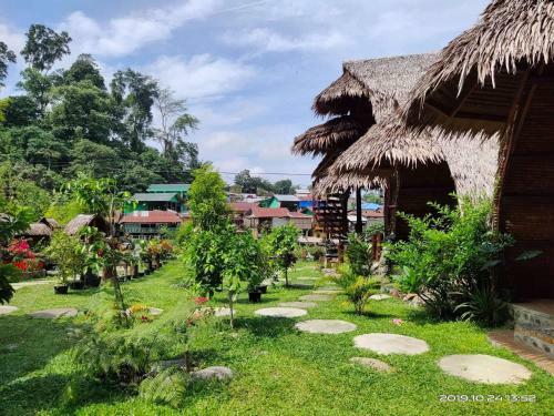 Green Travelodge Bukit Lawang