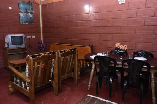 Eshwari Cottage