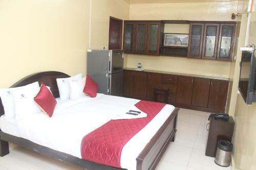 Skyry Hotels T Nagar