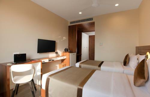 Hotel The Madras Grand