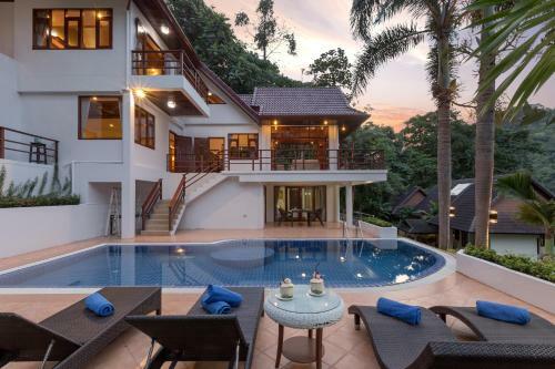 Villa Patong Hill Estate 6