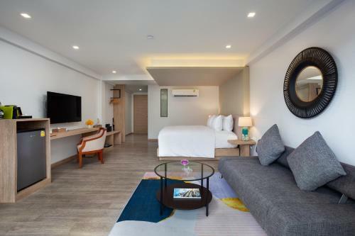 Hotel Anona Beachfront Phuket Resort-sha Extra Plus