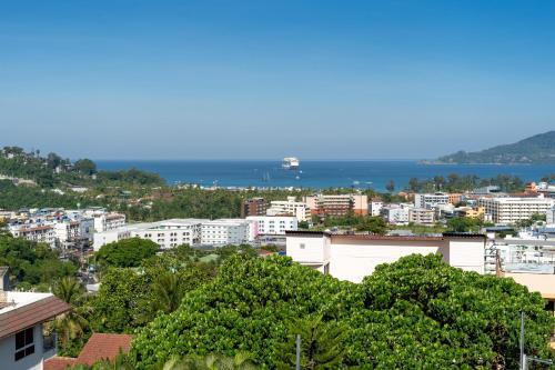 Exclusive Castle Villa With Two Pools+gym+cinema Patong