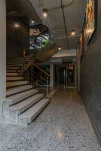 Patong Hill Cozy Studio With Nice Pool And Garden