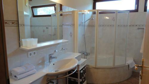 Hostal Ferienwohnungen Birnbacher