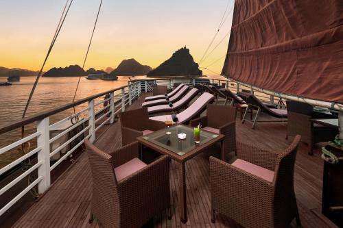 Halong Glory Cruise