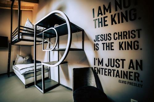 Boutique Aparthotel Old School & Rock�n Roll