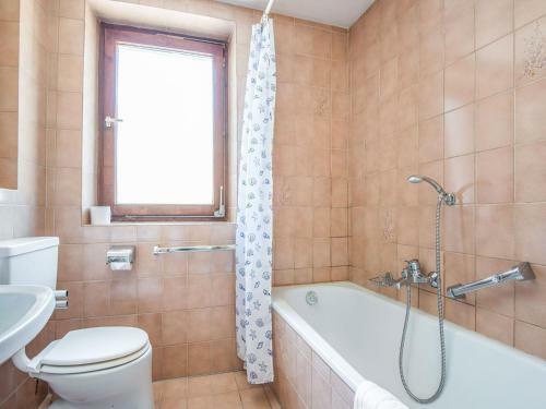 Gorgeous Apartment In S�ll With A Garden