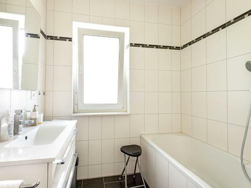 Beautiful Apartment In S�ll With Garden