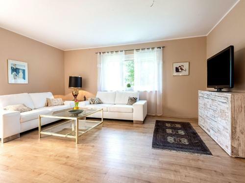 Beautiful Apartment In S�ll With Garden