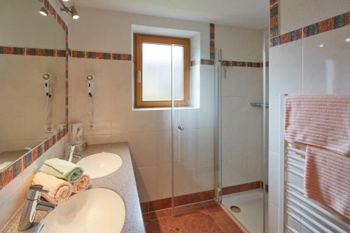 Hostal Wanderpension - Garni Rief - Adults Only