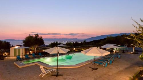 New Hope, Studio With Pool Near The Beach