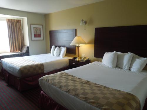 Hotel Bridgepointe Inn & Suites Toledo-perrysburg