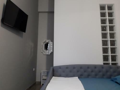 Soula's Sunshine Blue Apartment